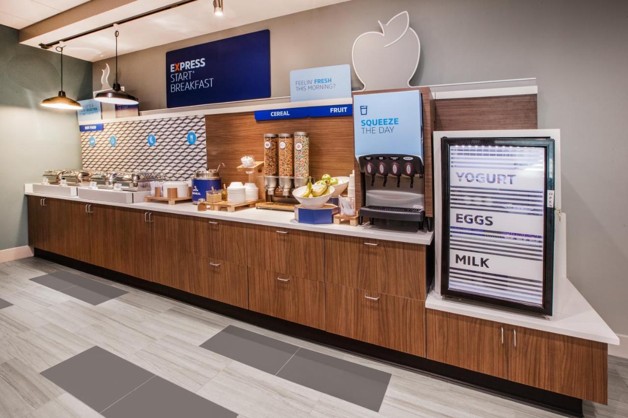 Holiday Inn Express & Suites - Yuba City - Marysville, An Ihg Hotel Exteriör bild