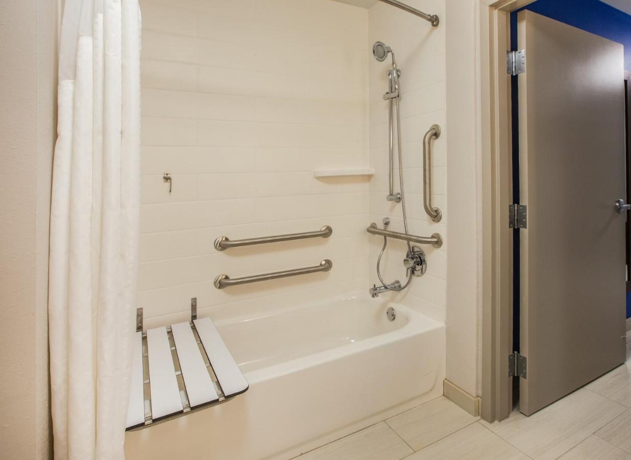 Holiday Inn Express & Suites - Yuba City - Marysville, An Ihg Hotel Exteriör bild